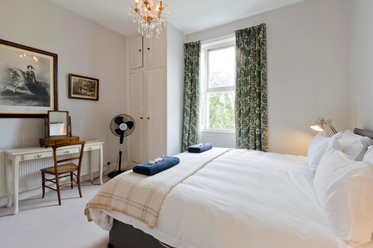 Notting Hill Charm -Sleeps 5 - Urban Retreat Apartment ลอนดอน ภายนอก รูปภาพ