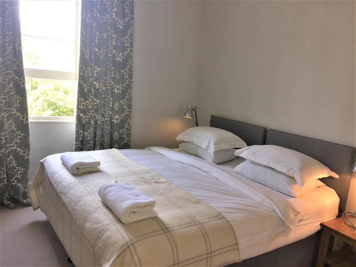 Notting Hill Charm -Sleeps 5 - Urban Retreat Apartment ลอนดอน ภายนอก รูปภาพ