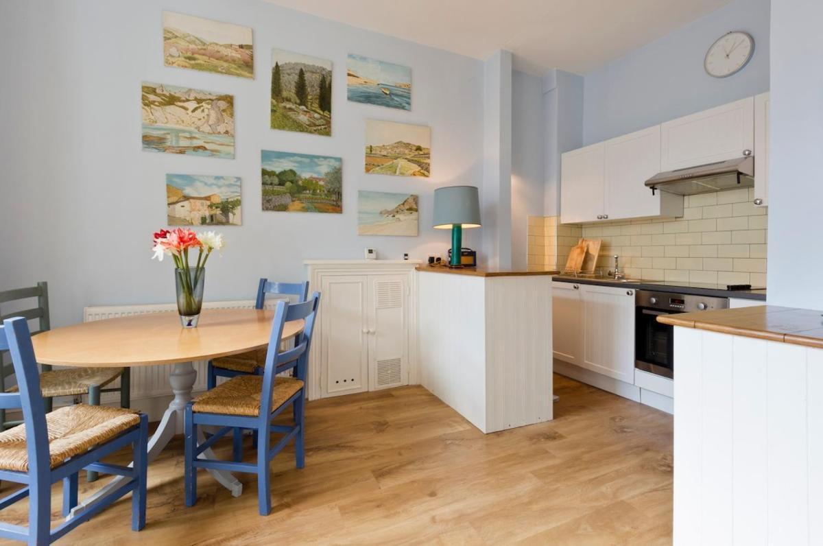 Notting Hill Charm -Sleeps 5 - Urban Retreat Apartment ลอนดอน ภายนอก รูปภาพ