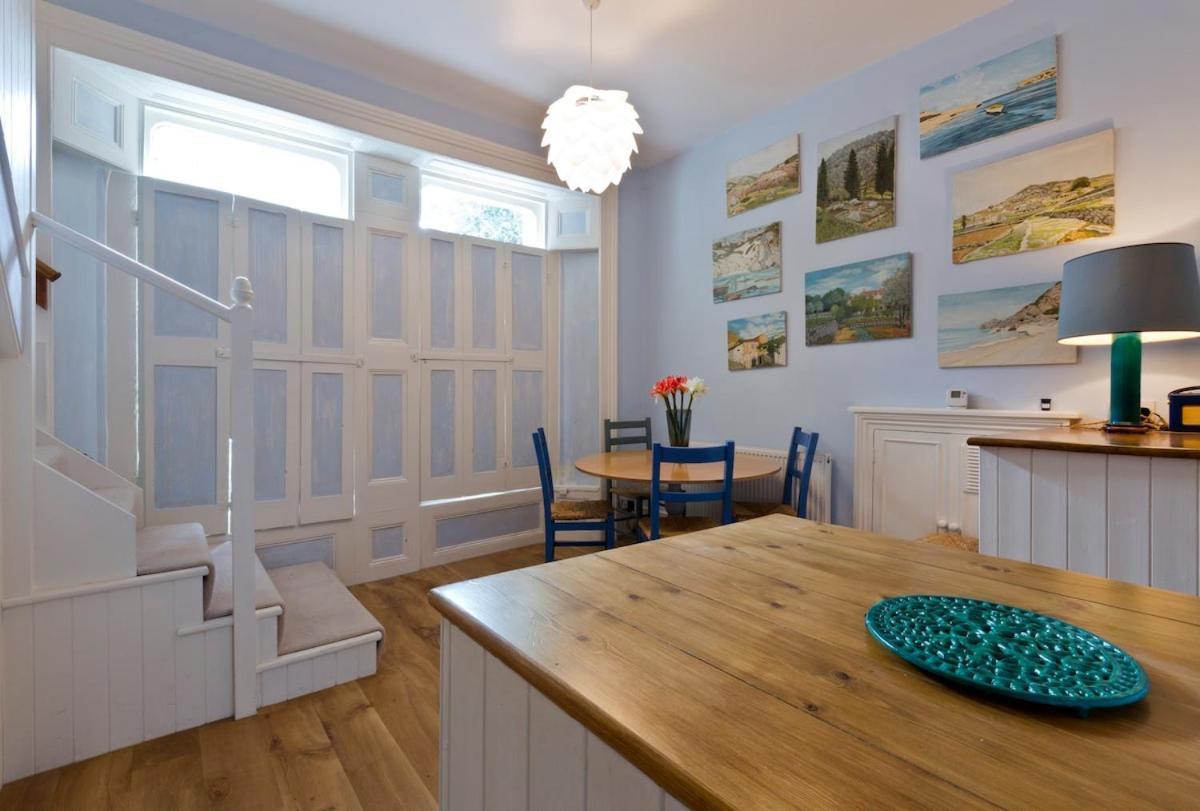 Notting Hill Charm -Sleeps 5 - Urban Retreat Apartment ลอนดอน ภายนอก รูปภาพ