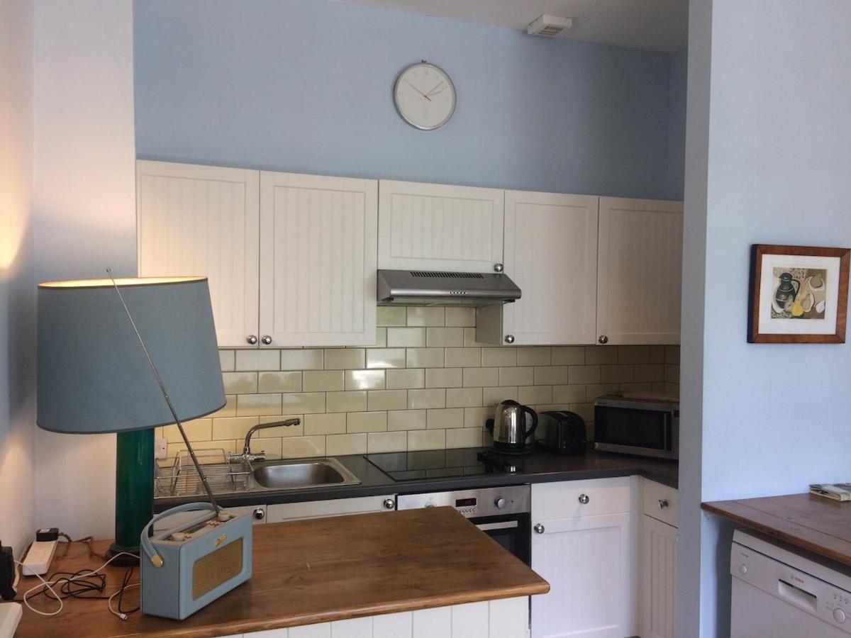 Notting Hill Charm -Sleeps 5 - Urban Retreat Apartment ลอนดอน ภายนอก รูปภาพ