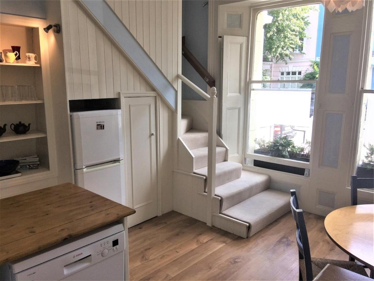 Notting Hill Charm -Sleeps 5 - Urban Retreat Apartment ลอนดอน ภายนอก รูปภาพ