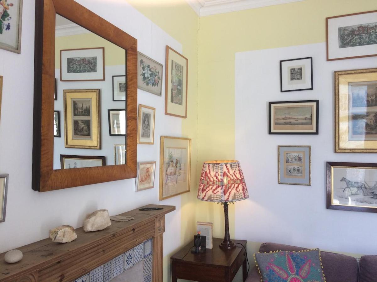 Notting Hill Charm -Sleeps 5 - Urban Retreat Apartment ลอนดอน ภายนอก รูปภาพ