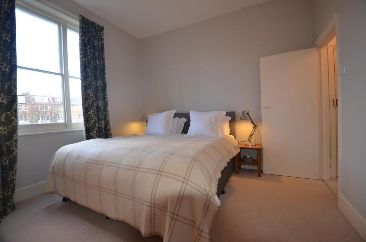 Notting Hill Charm -Sleeps 5 - Urban Retreat Apartment ลอนดอน ภายนอก รูปภาพ